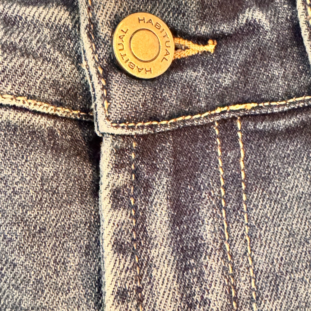 Habitual Women’s Casey Flare Jeans Blue Denim Size 4/27 – Like New - Picture 5 of 12
